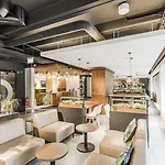 Aparthotel Adagio Amsterdam South 4*