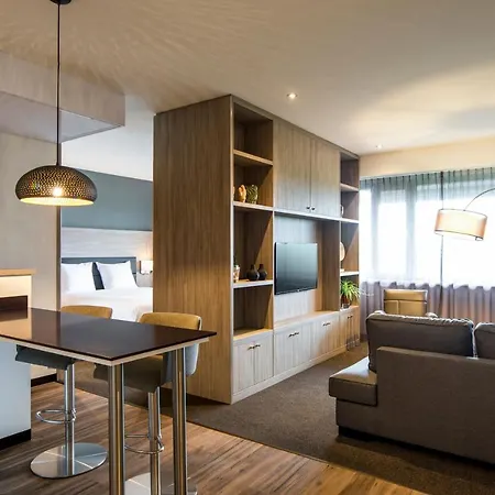 Adagio Amsterdam South 4*