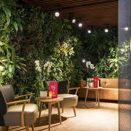 Adagio Amsterdam South 4*