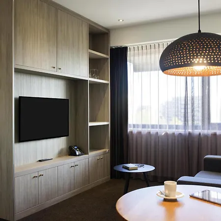 Adagio Amsterdam South 4*