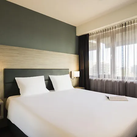 Hotel apartamentowy Adagio Amsterdam South 4*