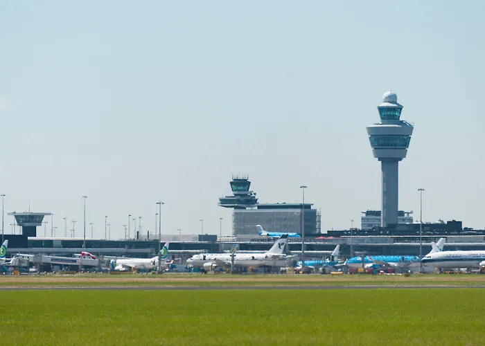 מלון דירות Adagio Amsterdam South אמסטלבין