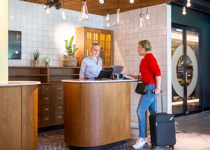 Adagio Amsterdam South 4*