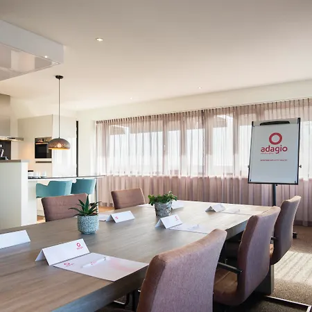 Adagio Amsterdam South 4*